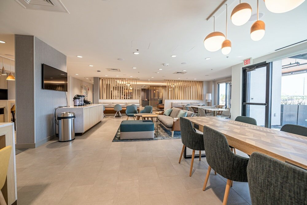 Фото TownePlace Suites by Marriott Las Vegas North I-15