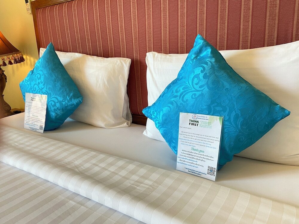 Фото Thipurai Beach Hotel