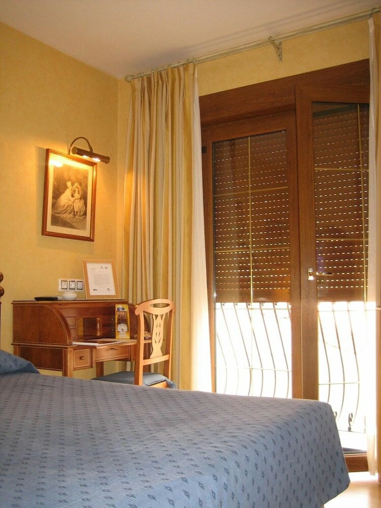 Фото Hotel Santiago