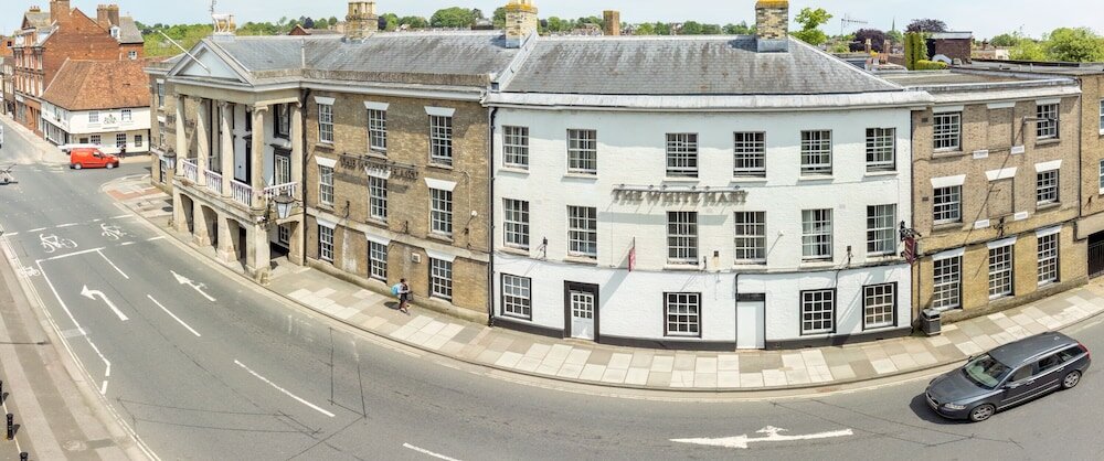 Фото Mercure Salisbury White Hart Hotel