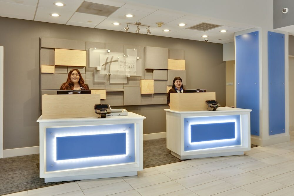 Фото Holiday Inn Express & Suites Irving Conv Ctr Las Colinas by Ihg