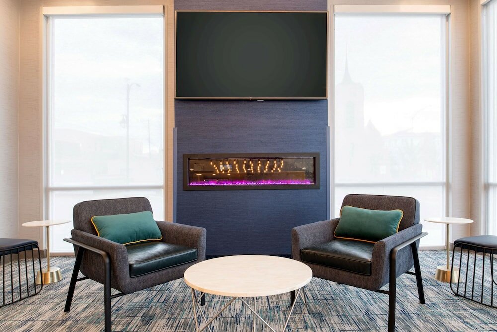 Фото La Quinta Inn & Suites by Wyndham Spokane Downtown