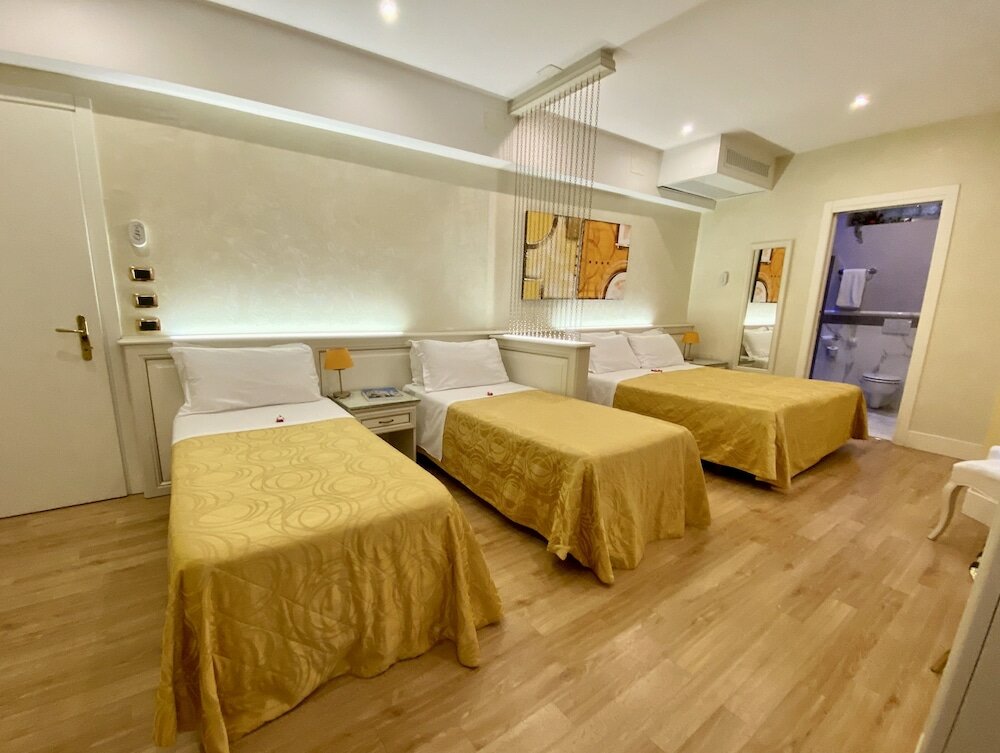 Фото Hotel Aurora