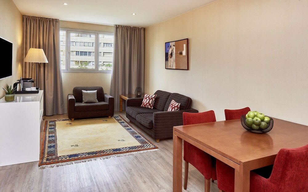 Фото Nh Ciutat de Reus