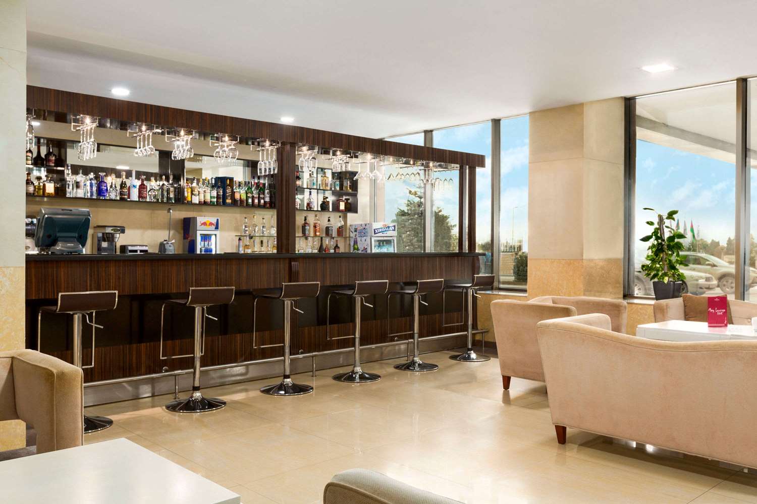 Фото Ramada Plaza by Wyndham Gence