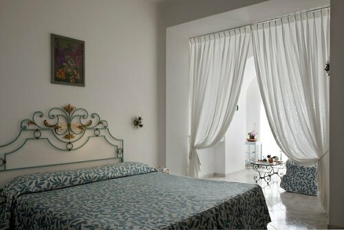 Гостиница Отель La Floridiana в Капри