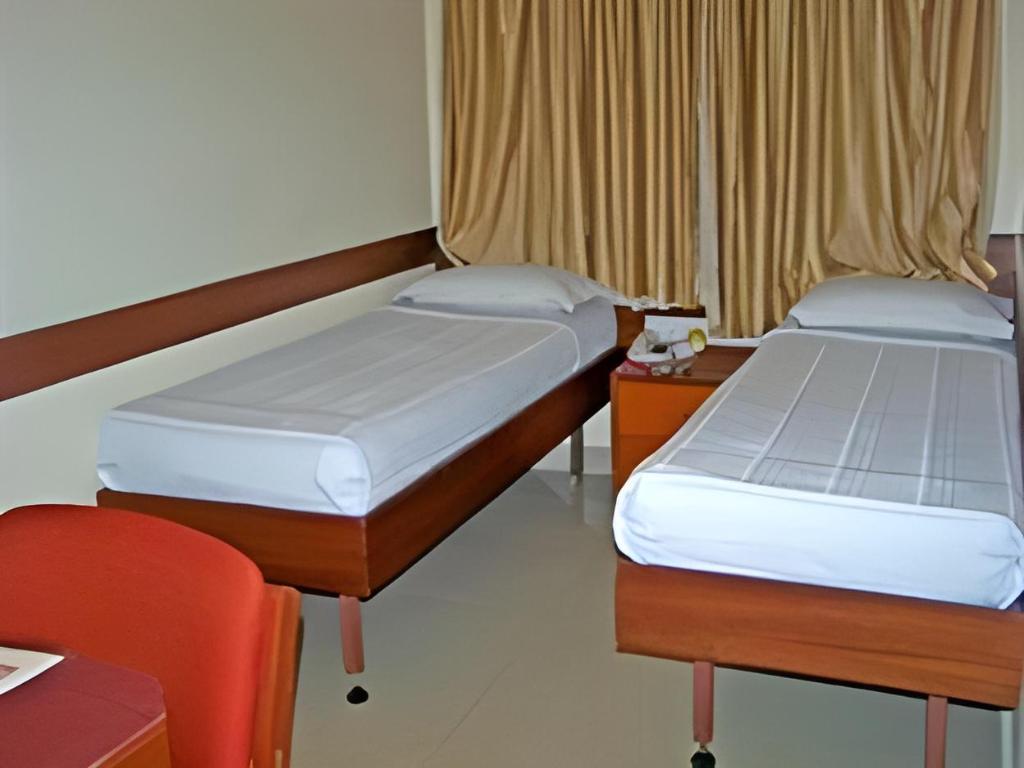 Фото Hotel Nandhini - Minerva Circle