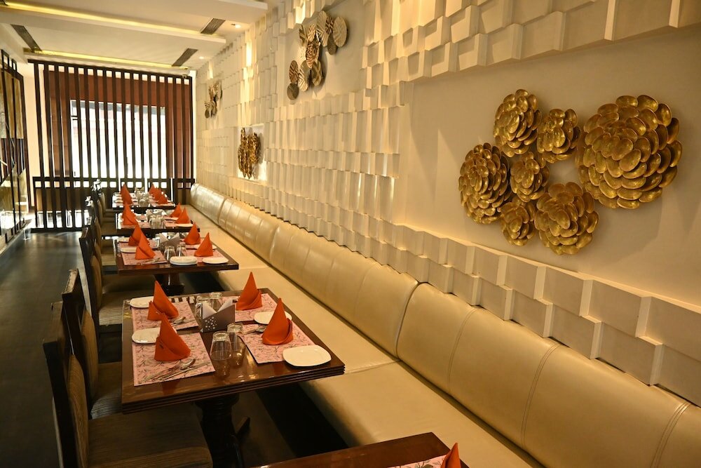 Фото Hotel Regency Square