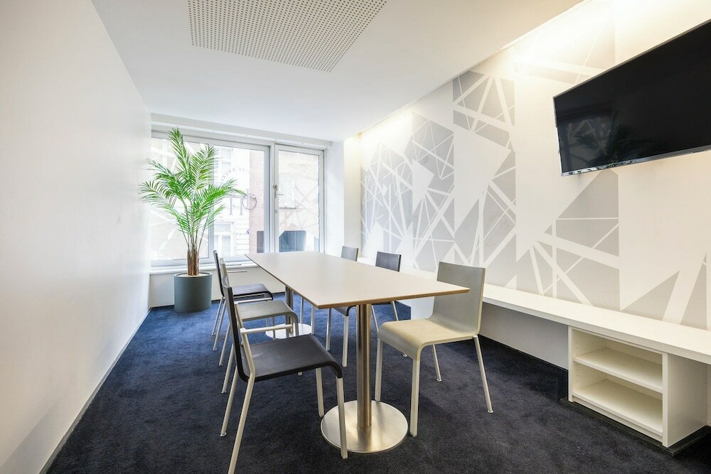 Фото Отель Hotel Louise