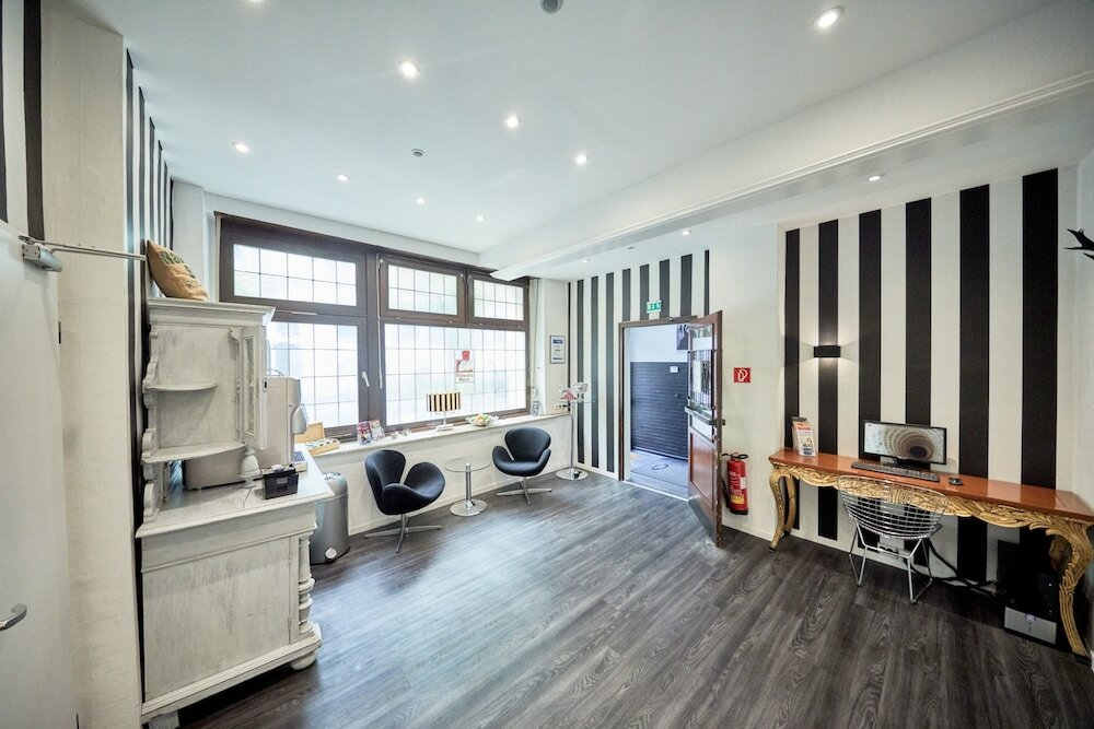 Фото Hotel Alt Deutz City-Messe-Arena