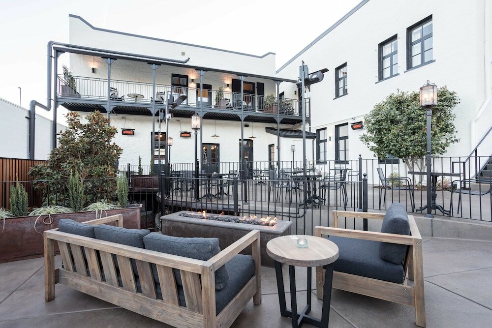 Фото Holbrooke Hotel