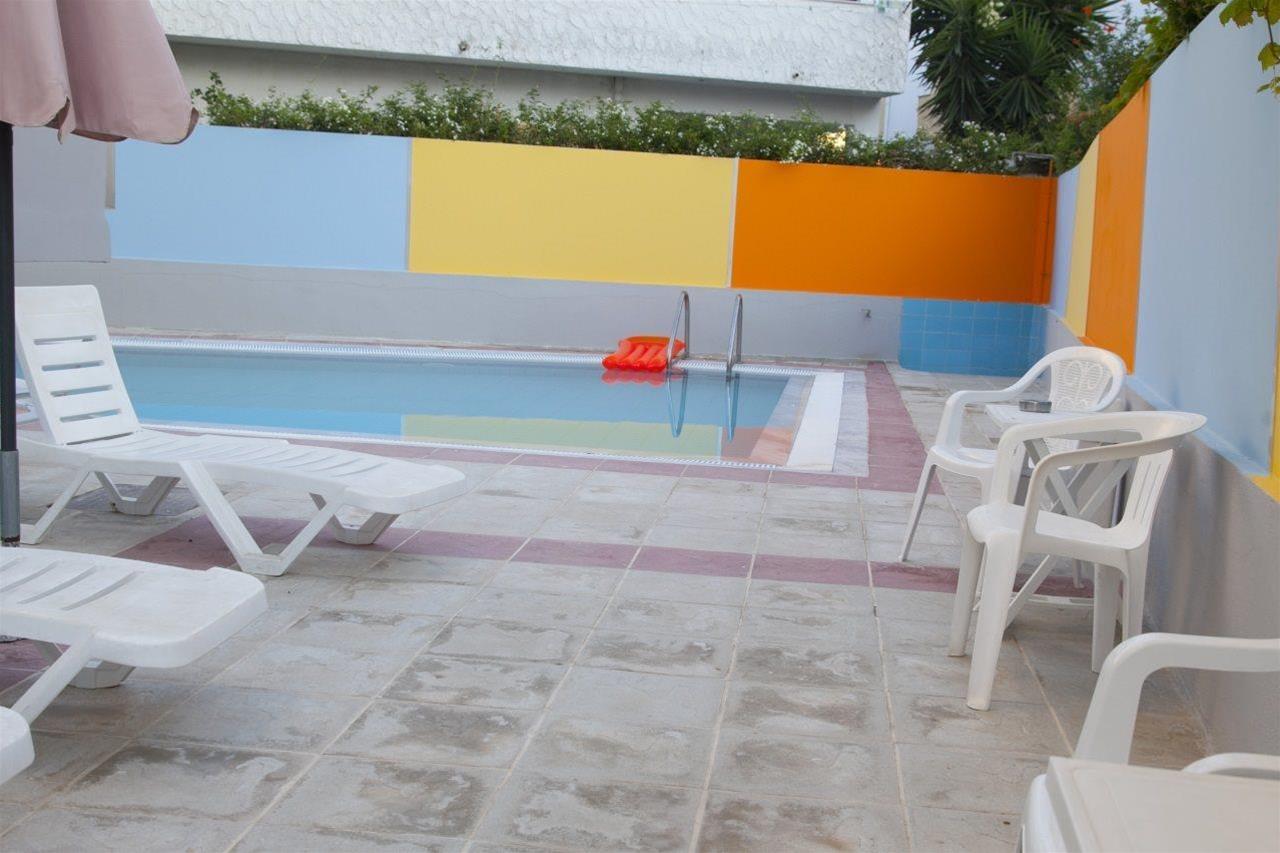 Фото Theonia Hotel