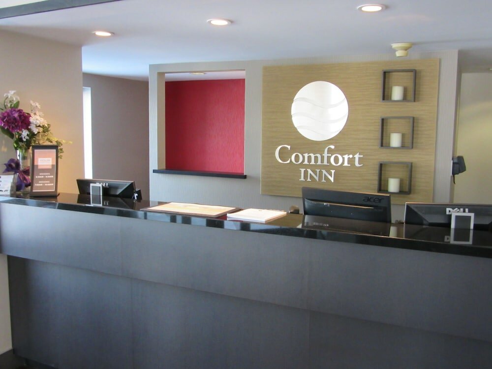 Фото Comfort Inn Cobourg