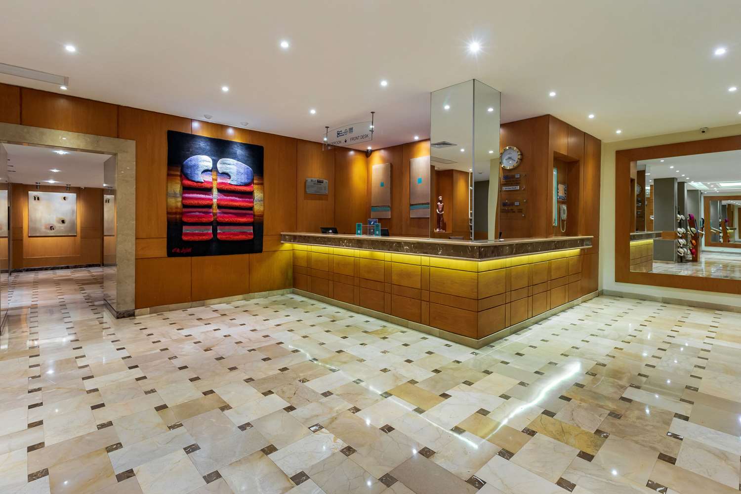 Фото Grand Hotel Guayaquil, Ascend Hotel Collection