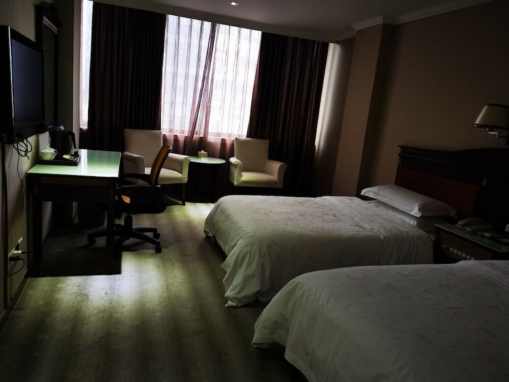 Фото Kaiserdom Hotel Guangzhou Ouzhuang