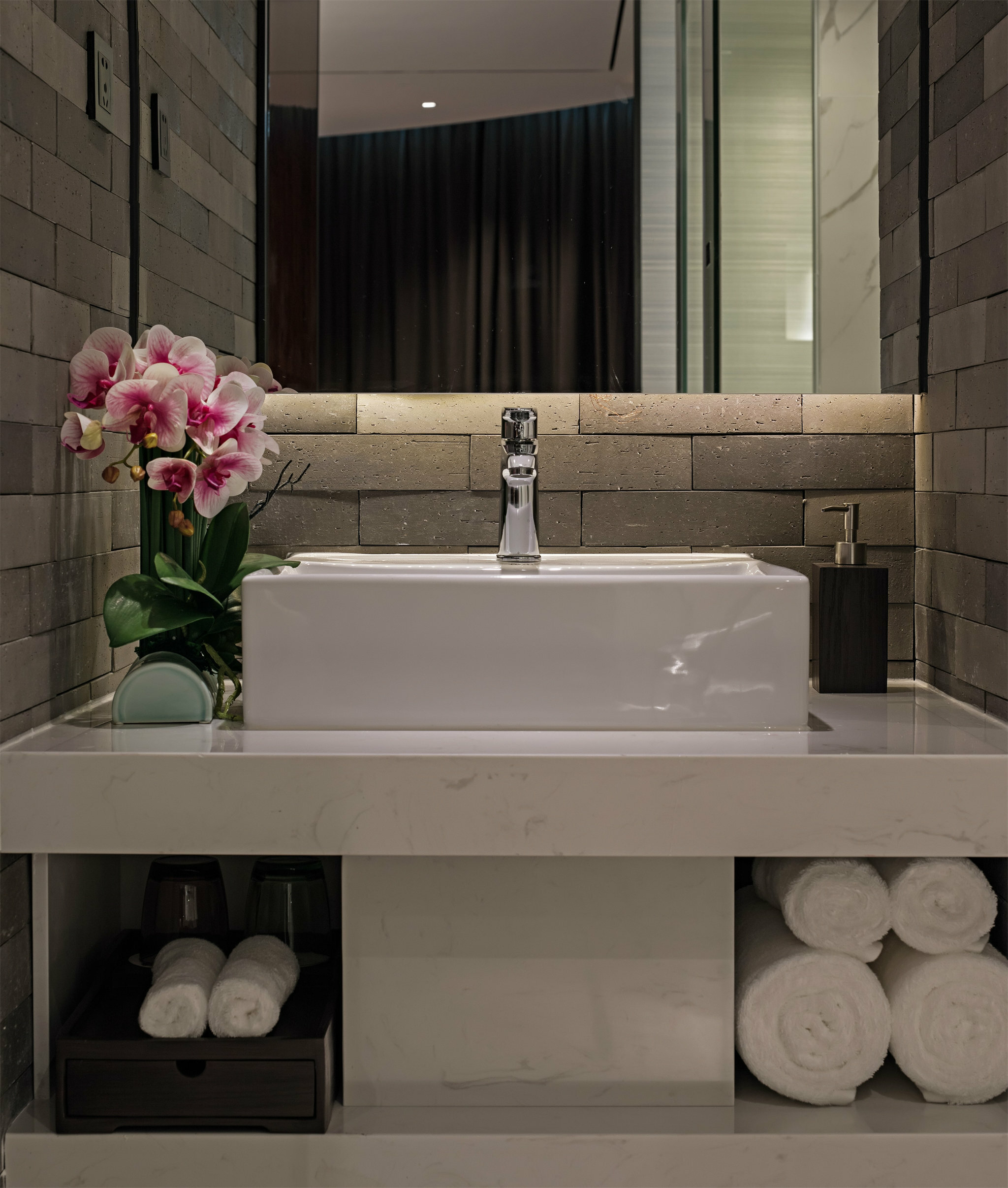 Фото Paco Hotel Chebeinan Metro Guanghzou