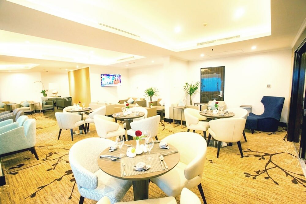 Фото Menara Peninsula Hotel Jakarta