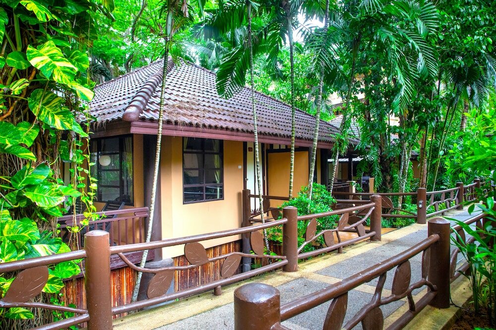 Фото Princess Kamala Beachfront Hotel