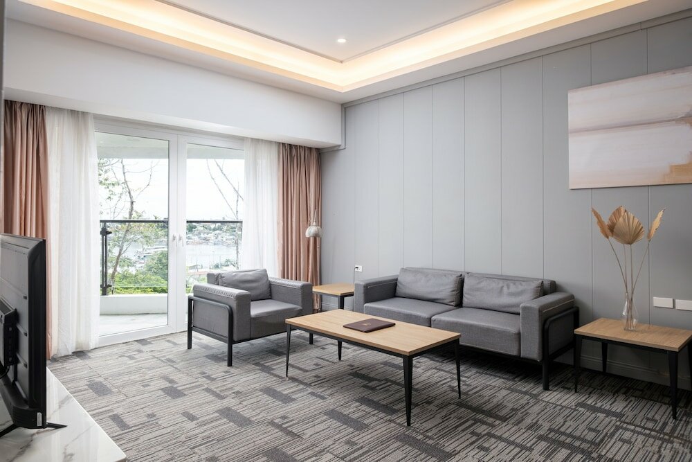 Фото Sunlight Guest Hotel