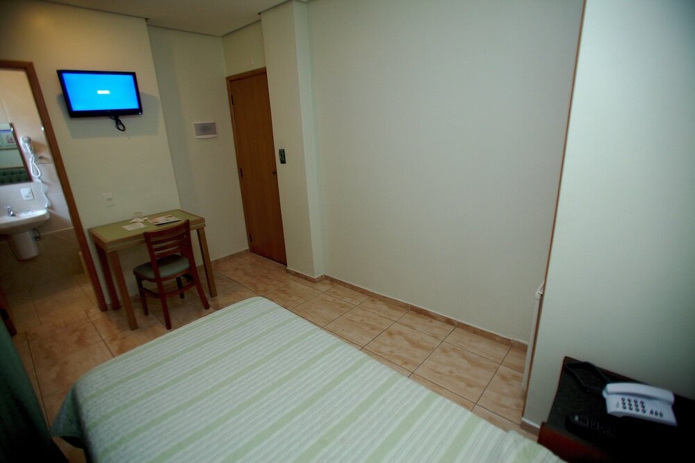 Фото Hotel Cinelândia