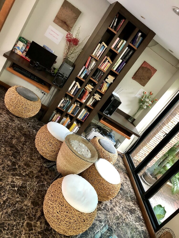 Фото Hua Hin White Sand Hotel