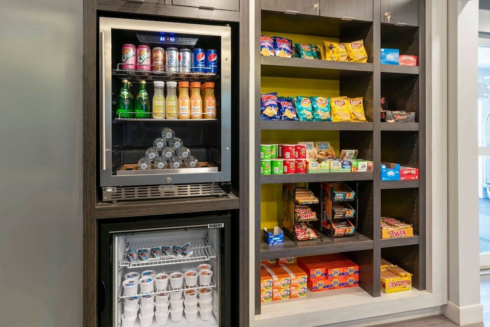 Фото Microtel Inn & Suites Montreal Airport - Dorval Qc