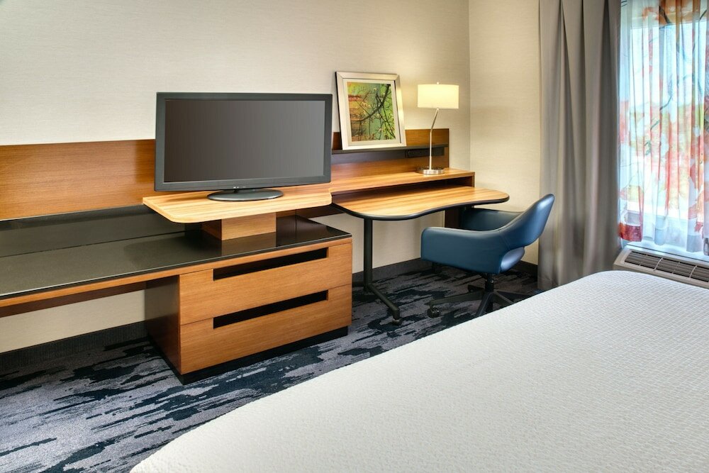 Фото Fairfield Inn & Suites by Marriott Moncton