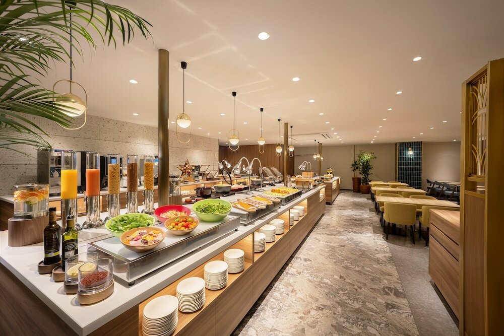 Фото Namba Oriental Hotel