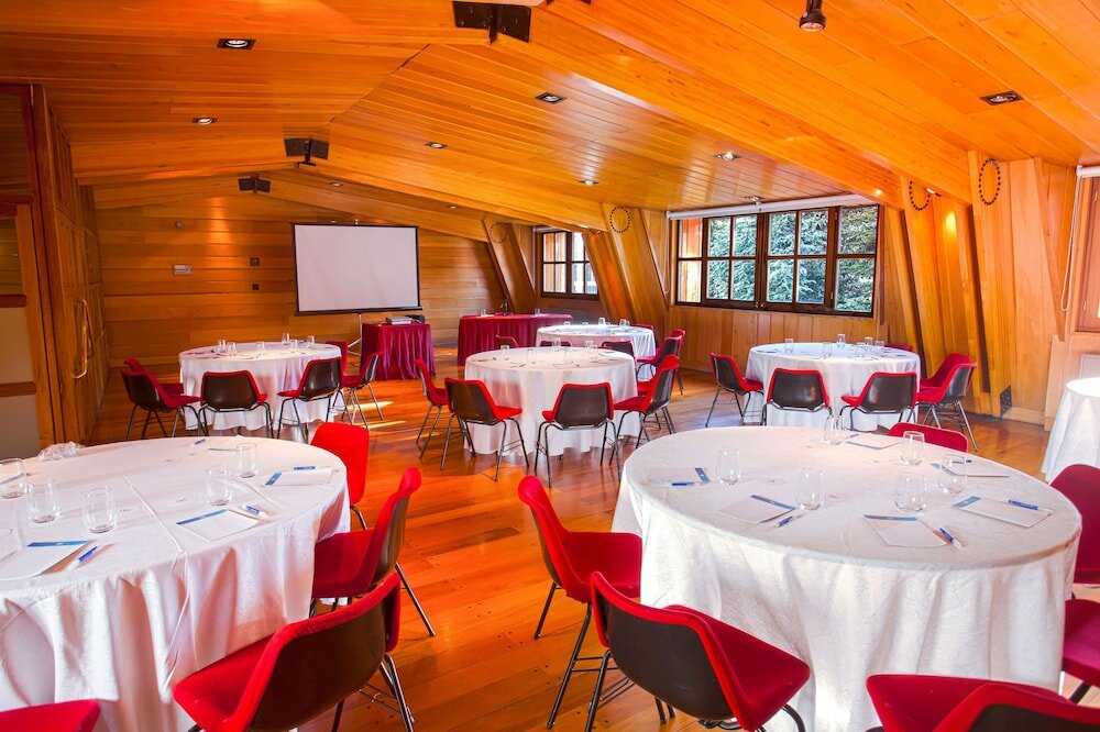 Фото NH Bariloche Edelweiss