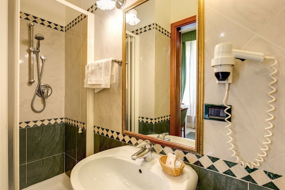 Фото Hotel Contilia