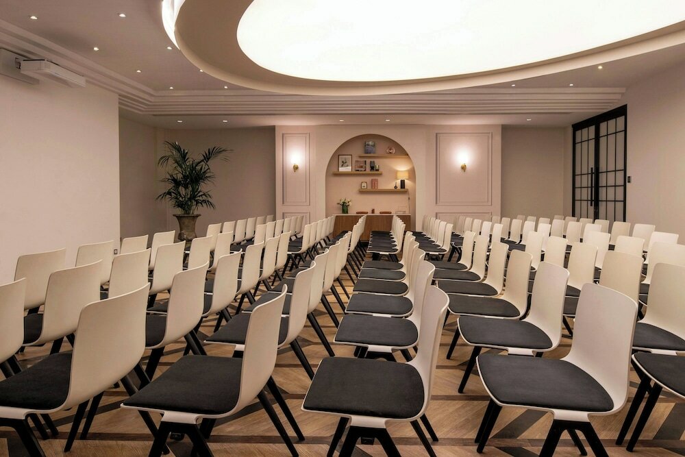 Фото Renaissance Paris Nobel Tour Eiffel Hotel