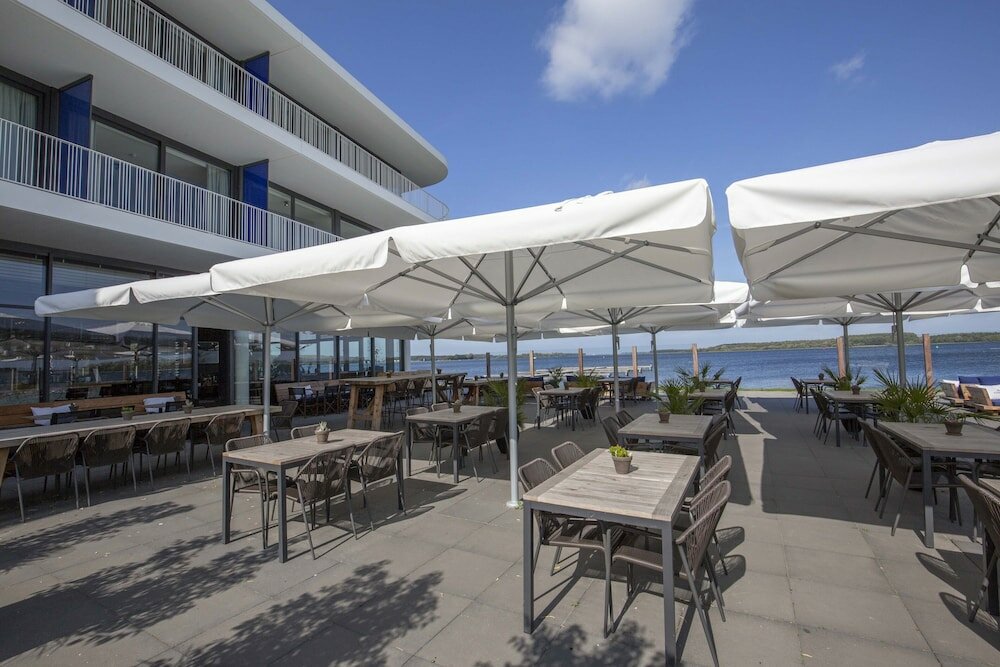 Фото Fletcher Hotel Het Veerse Meer