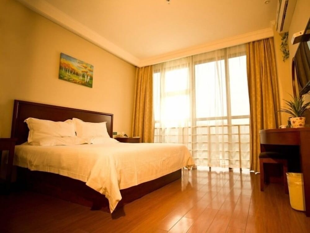 Фото Greentree Inn Suzhou Qimen North Street Likou Hotel
