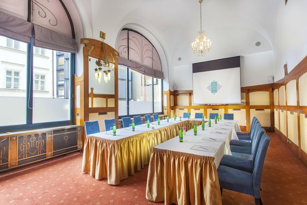 Фото Hotel Paris Prague