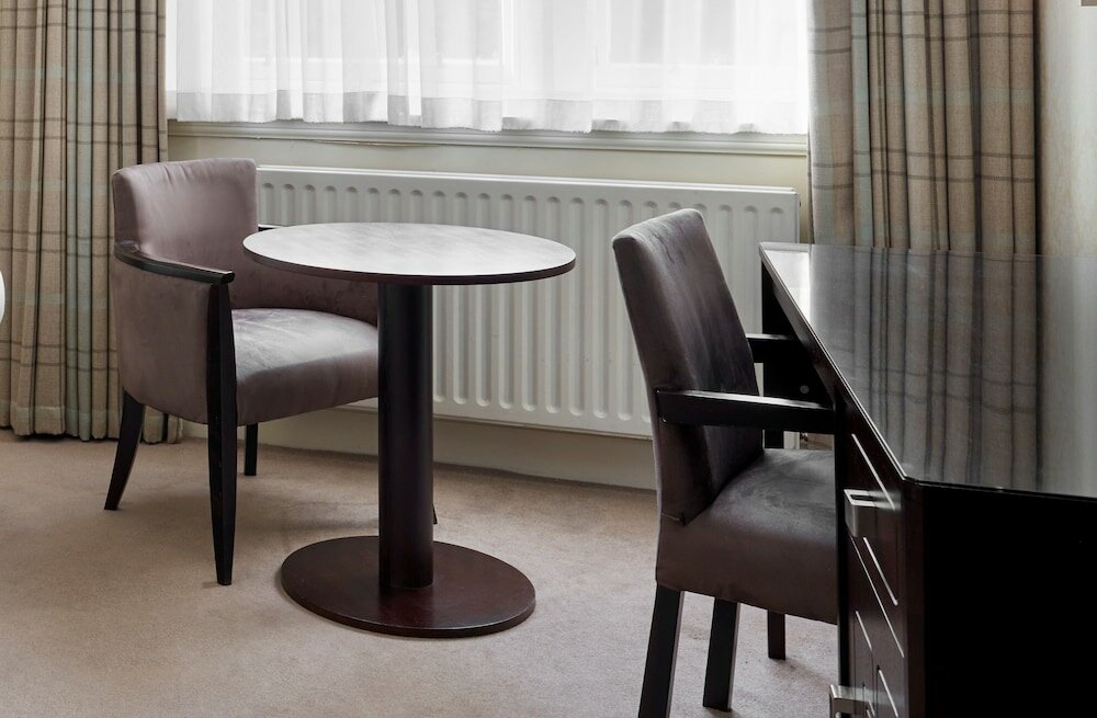 Фото Leonardo Hotel Edinburgh City
