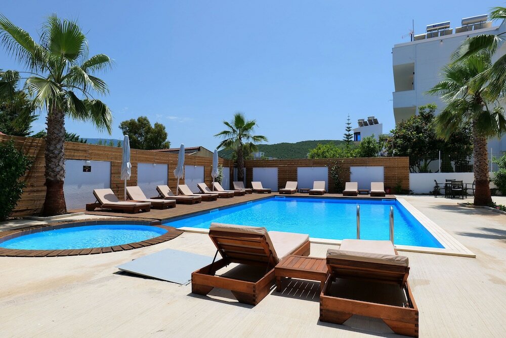 Фото Hotel Kuburi