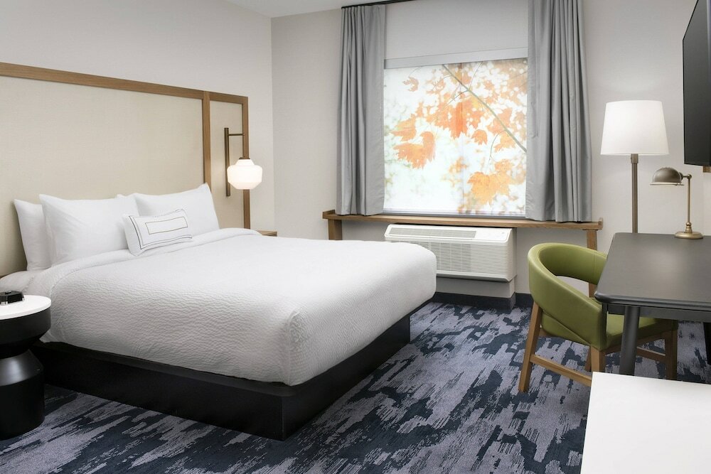 Фото Fairfield Inn & Suites by Marriott New Orleans Metairie