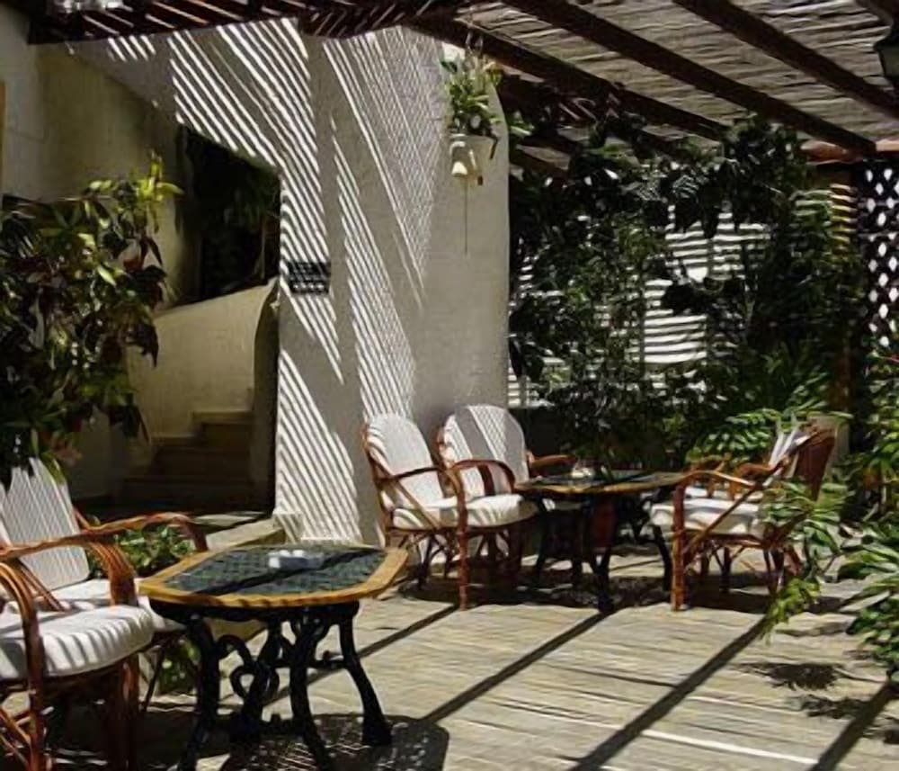 Фото Filoxenia Villa