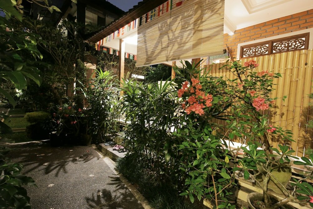 Фото In Da Garden