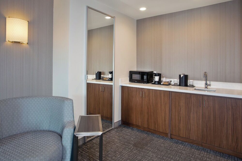 Фото Courtyard by Marriott Dallas Flower Mound