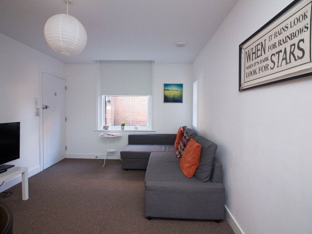 Фото Beddoe Apartments