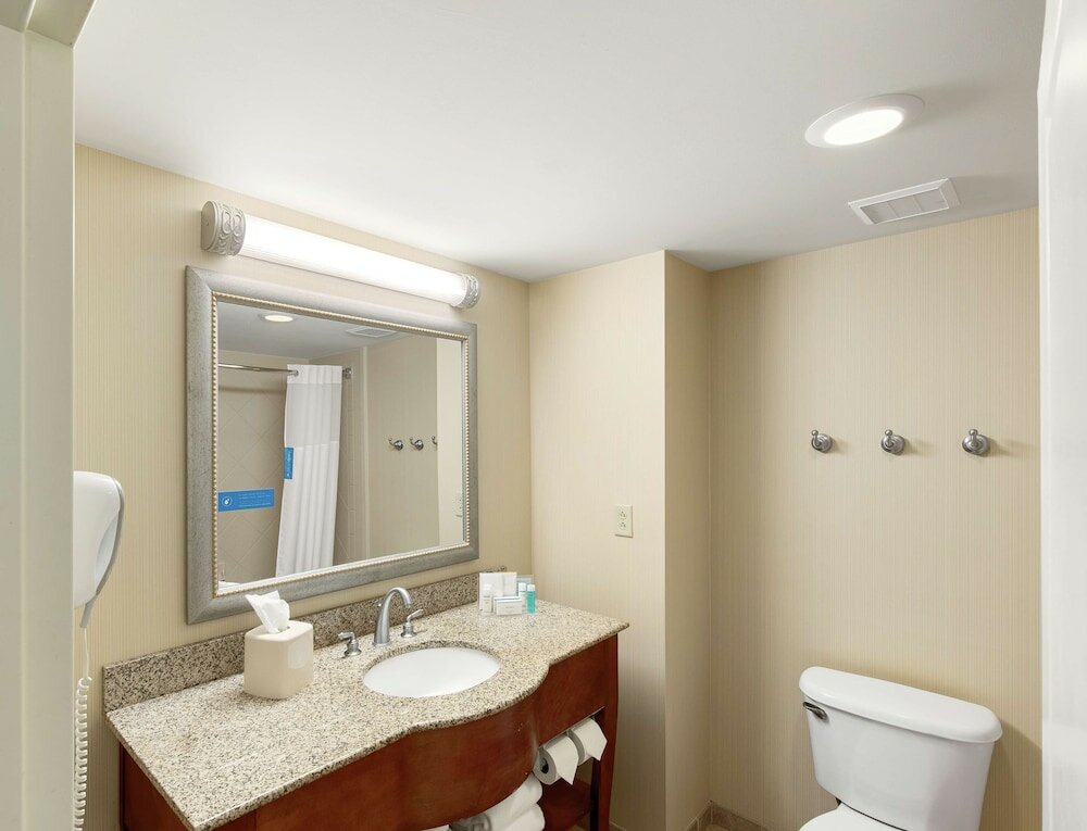 Фото Hampton Inn & Suites North Conway