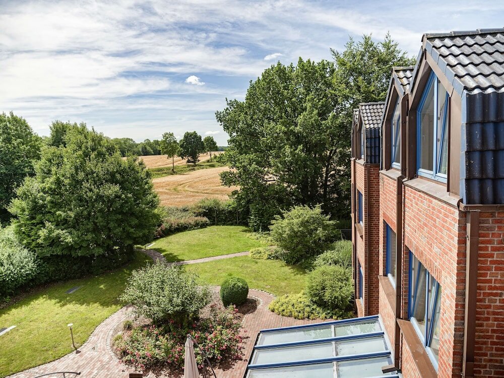 Фото Hotel Dänischer Hof Altenholz by Tulip Inn