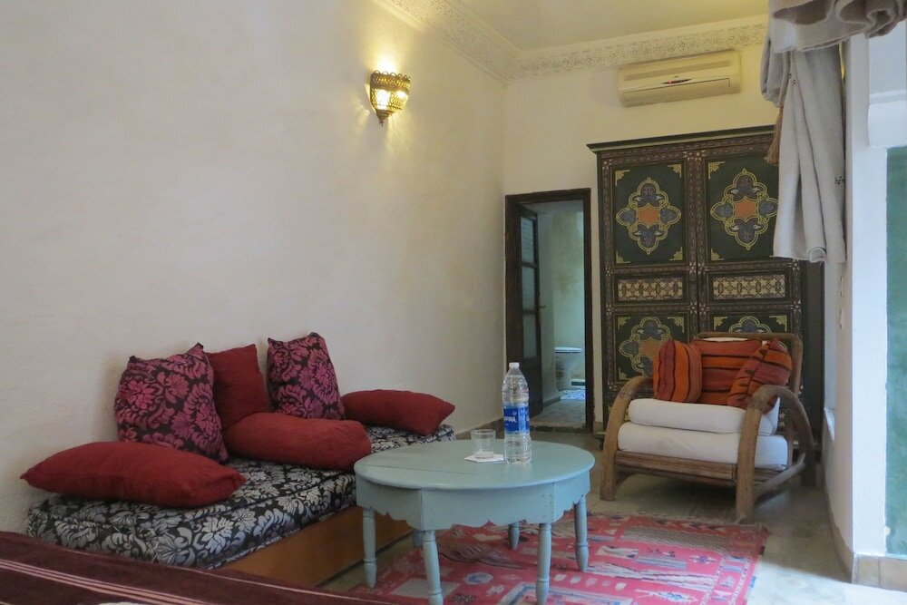 Фото Riad Maizie