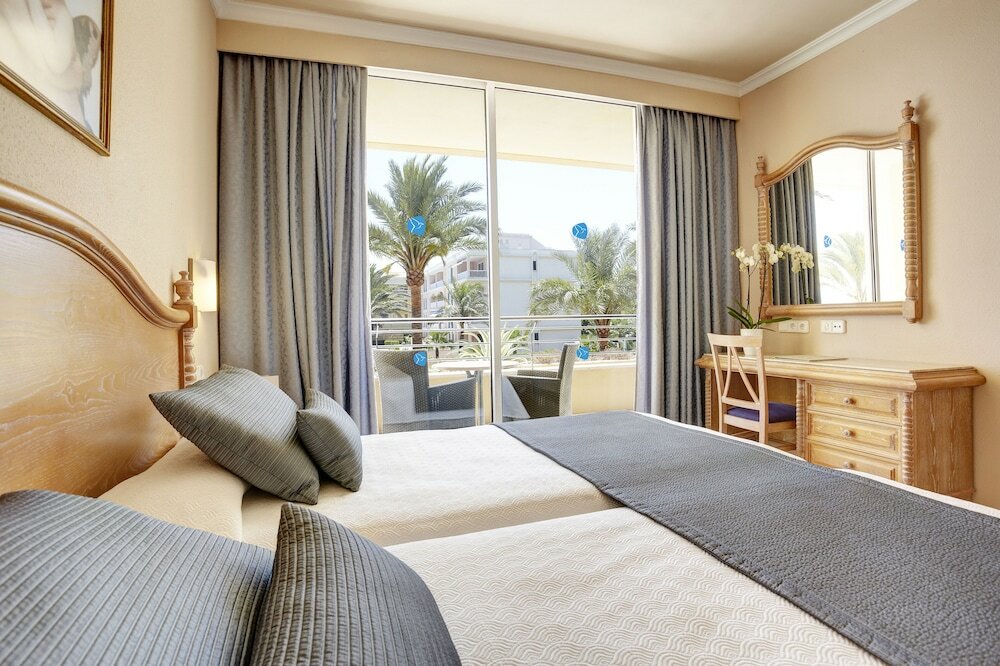 Фото Grupotel Natura Playa