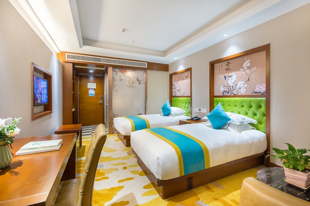 Фото YiWU Best Hotel