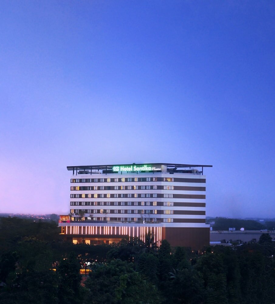 Фото Hotel Santika Premiere Bintaro