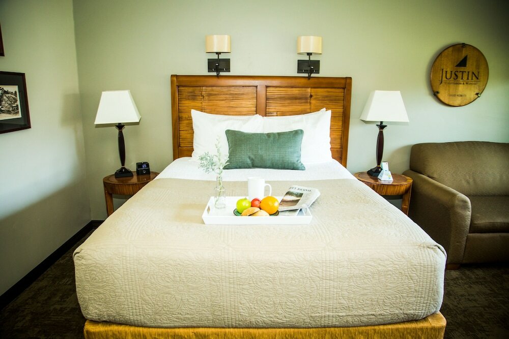 Фото Adelaide Inn