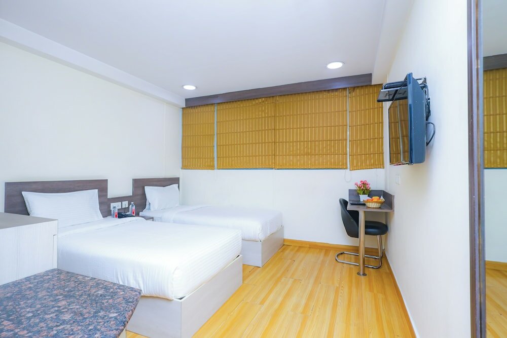 Фото Hyphen Business Hotel