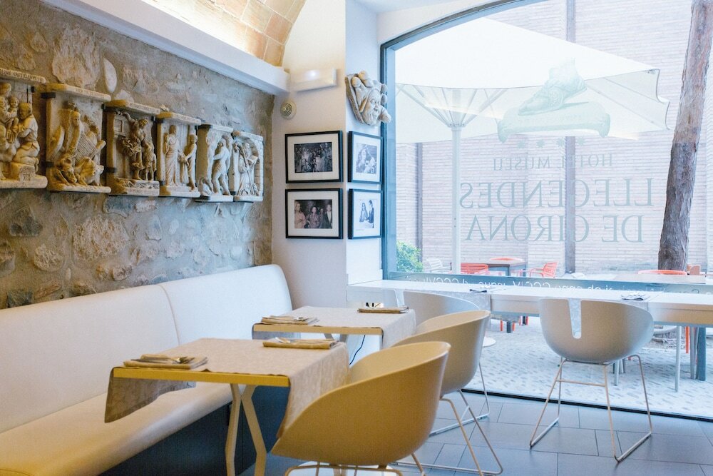 Фото Hotel Museu Llegendes de Girona